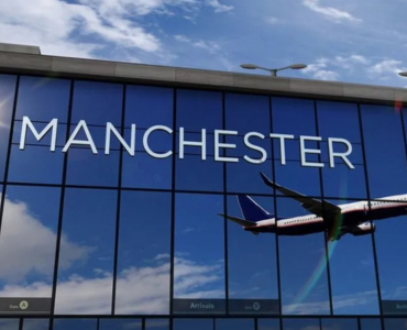 Manchester Airport transfers, long distance taxi from Edinburgh to MAN